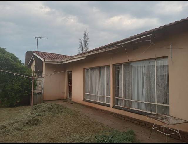 3 BEDROOM HOUSE FOR SALE IN OLIFANTSFONTEIN
